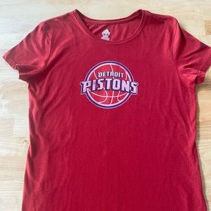 Detroit Pistons Adidas Women’s Tee Shirt; Size Large